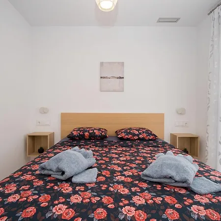 Iris * San Miguel De Salinas