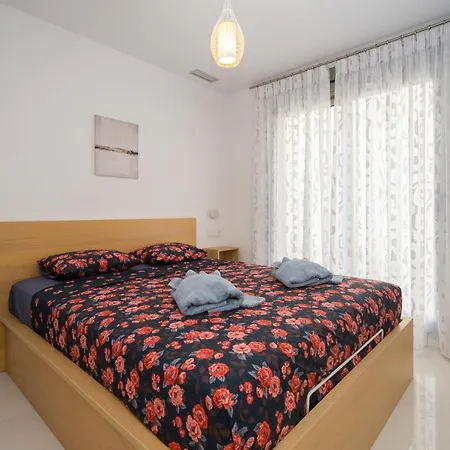 Iris Villa